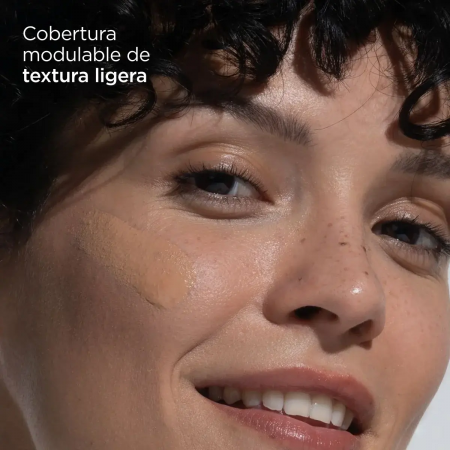 ISDIN COVERAGE ALTA COBERTURA BASE DE MAQUILLAJE SPF50+ COLOR 4.0 DORADO 30G