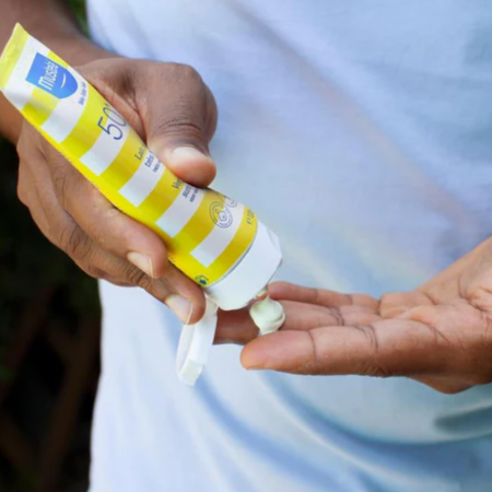 MUSTELA LECHE SOLAR MUY ALTA PROTECCION SPF 50+ 150 ML