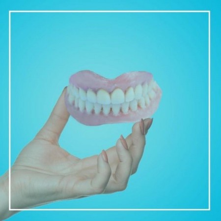 LACER PRO COMPRIMIDOS LIMPIEZA PROTESIS DENTAL 64 COMPRIMIDOS EFERVESCENTES + 32 COMPRIMIDOS GRATIS