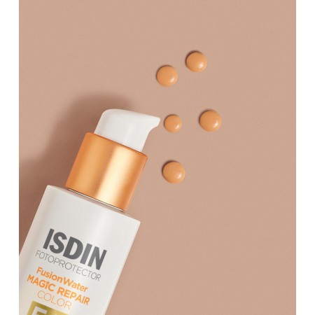 ISDIN FOTOPROTECTOR FUSION WATER REPAIR SPF 50+ CON COLOR ULTRALIGERO 50 ML