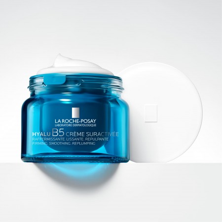 Textura rica de la crema Hyalu B5 Suractivated de La Roche-Posay en tarro de 50 ml